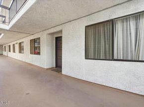 635 E Elmwood Avenue 103, Burbank CA 91501