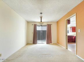 635 E Elmwood Avenue 103, Burbank CA 91501