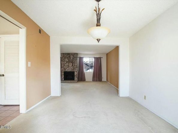 635 E Elmwood Avenue 103, Burbank CA 91501