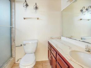 635 E Elmwood Avenue 103, Burbank CA 91501