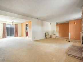 635 E Elmwood Avenue 103, Burbank CA 91501