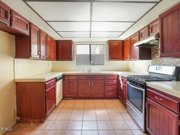 635 E Elmwood Avenue 103, Burbank CA 91501