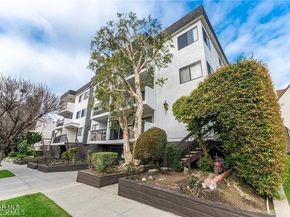 635 E Elmwood Avenue 103, Burbank CA 91501