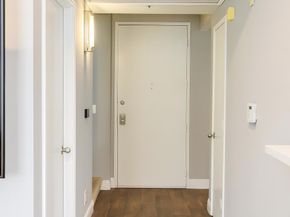 5350 White Oak Avenue 105, Encino CA 91316
