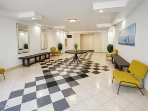 5350 White Oak Avenue 105, Encino CA 91316