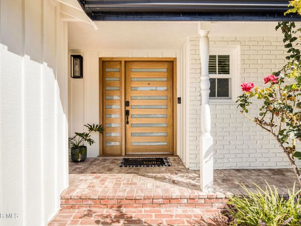 5622 Le Sage Avenue, Woodland Hills CA 91367