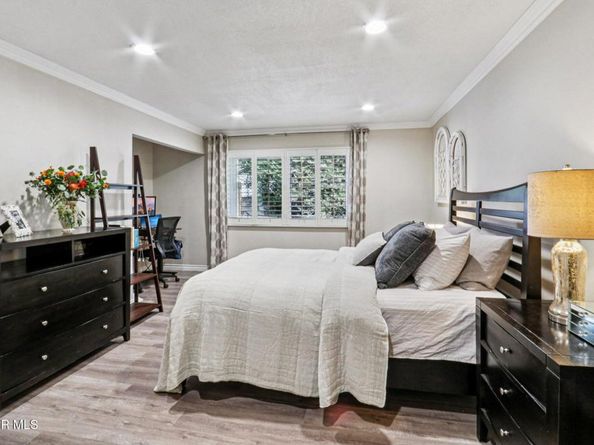 5352 Lake Lindero Drive, Agoura Hills CA 91301