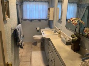 2109 N Lincoln Street, Burbank CA 91504