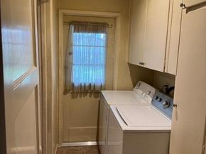 2109 N Lincoln Street, Burbank CA 91504