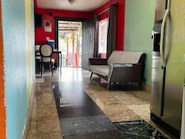 1353 W 89th Street, Los Angeles CA 90044