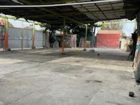 1353 W 89th Street, Los Angeles CA 90044