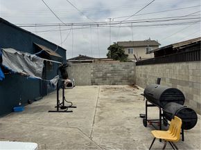 333 E 84th Street, Los Angeles CA 90003
