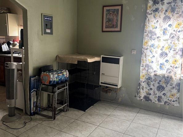 333 E 84th Street, Los Angeles CA 90003