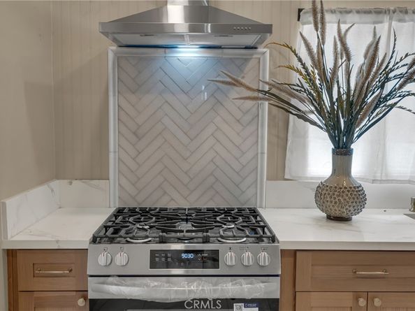 3422 6th, Los Angeles CA 90018