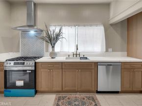 3422 6th, Los Angeles CA 90018