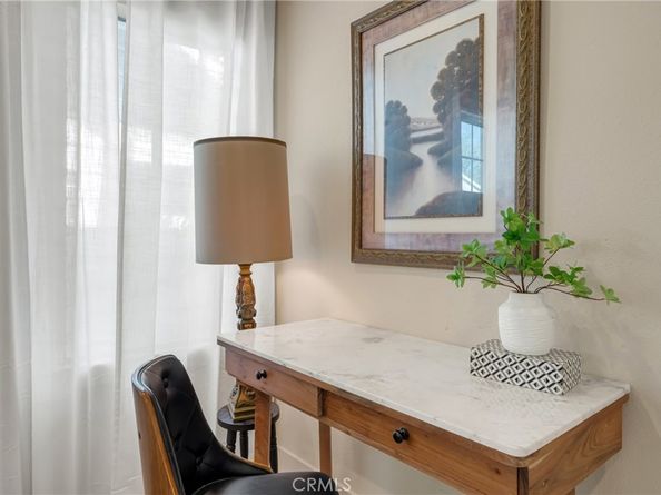 3422 6th, Los Angeles CA 90018