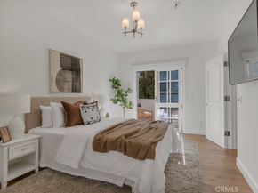 851 N San Vicente 128, West Hollywood CA 90069