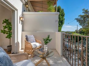 851 N San Vicente 128, West Hollywood CA 90069