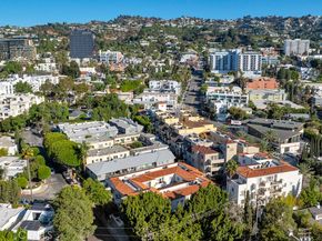 851 N San Vicente 128, West Hollywood CA 90069
