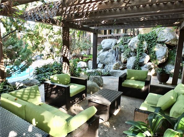 1655 Clark 124, Long Beach CA 90815