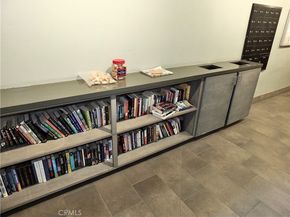 1655 Clark 124, Long Beach CA 90815