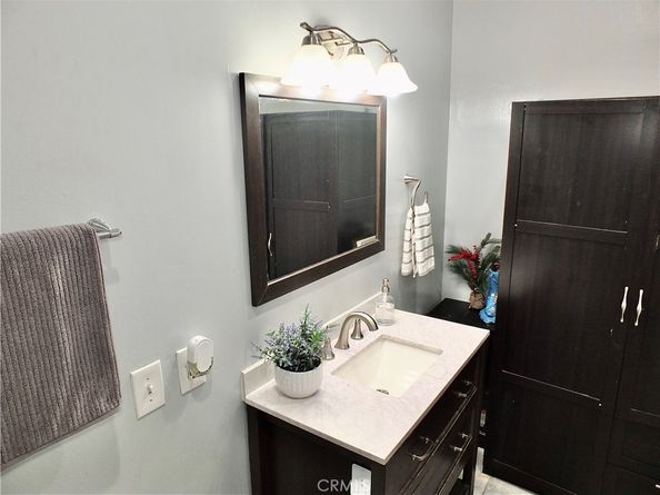 1655 Clark 124, Long Beach CA 90815