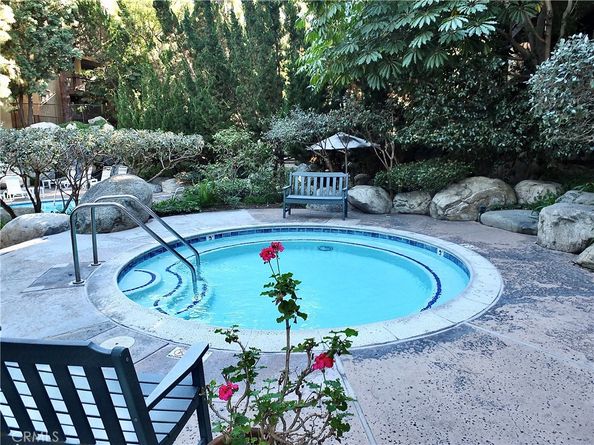 1655 Clark 124, Long Beach CA 90815