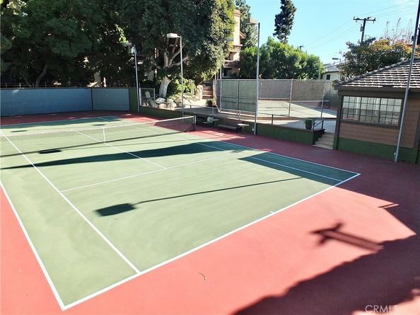 1655 Clark 124, Long Beach CA 90815