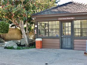 1655 Clark 124, Long Beach CA 90815