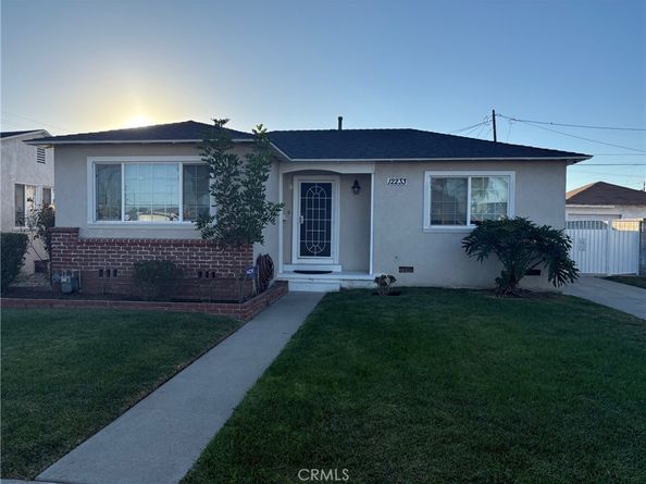 12233 Compton Avenue, Los Angeles CA 90059