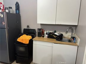 12233 Compton Avenue, Los Angeles CA 90059