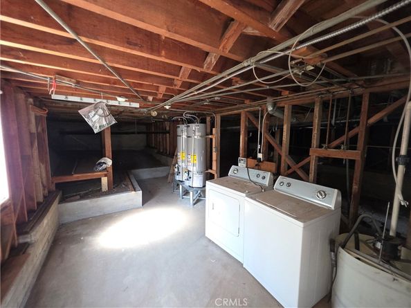 13664 earlham, Whittier CA 90602