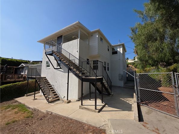 13664 earlham, Whittier CA 90602