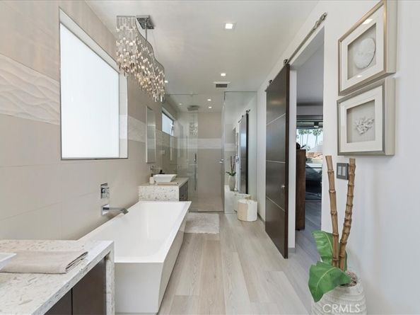 29 W Neapolitan Lane, Long Beach CA 90803