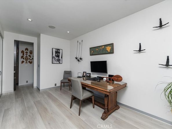 29 W Neapolitan Lane, Long Beach CA 90803