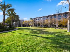 555 Rockefeller, Irvine CA 92612