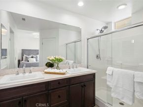 555 Rockefeller, Irvine CA 92612