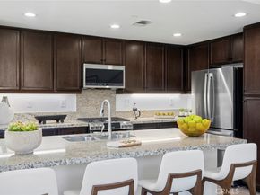 555 Rockefeller, Irvine CA 92612