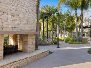 555 Rockefeller, Irvine CA 92612