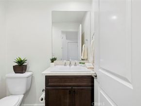 555 Rockefeller, Irvine CA 92612