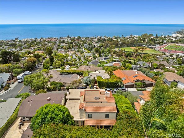 844 Temple Hills Drive, Laguna Beach CA 92651