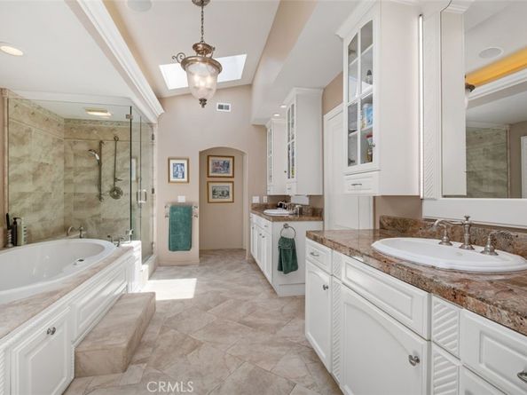 23 Lochmoor Lane, Newport Beach CA 92660