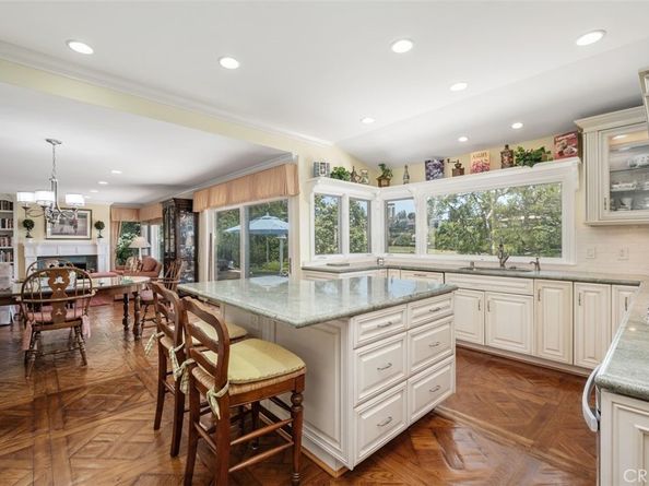23 Lochmoor Lane, Newport Beach CA 92660