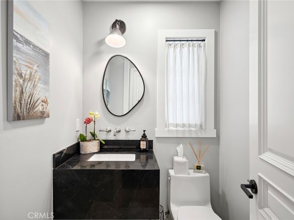 318 Coronado Street, Newport Beach CA 92661