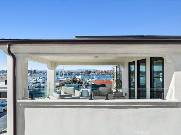 318 Coronado Street, Newport Beach CA 92661