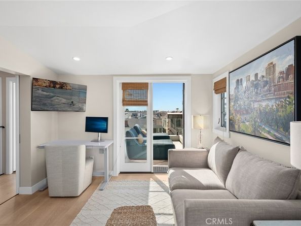 318 Coronado Street, Newport Beach CA 92661