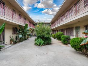 901 Linden Avenue 8, Long Beach CA 90813