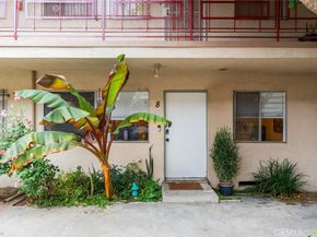 901 Linden Avenue 8, Long Beach CA 90813