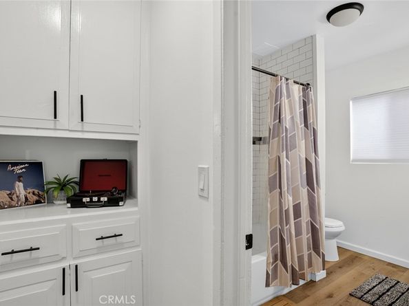 901 Linden Avenue 8, Long Beach CA 90813