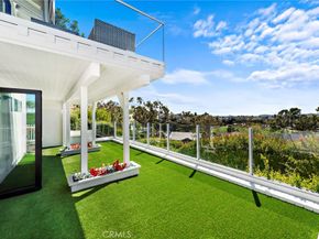 17 Monaco 12, Newport Beach CA 92660